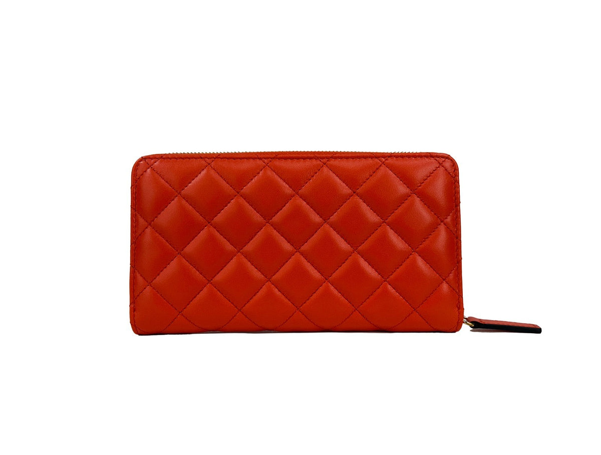 Versace Quilted Leather Continental Clutch Zip Wallet
