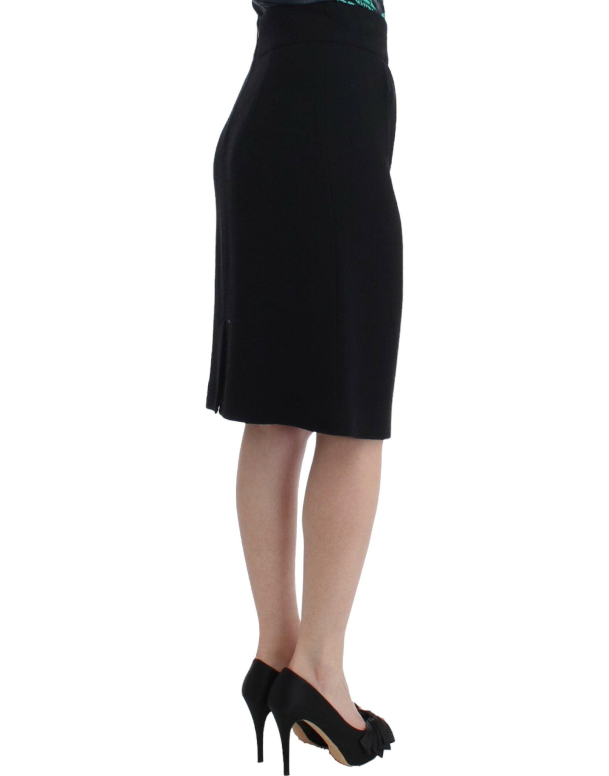 Black wool pencil skirt