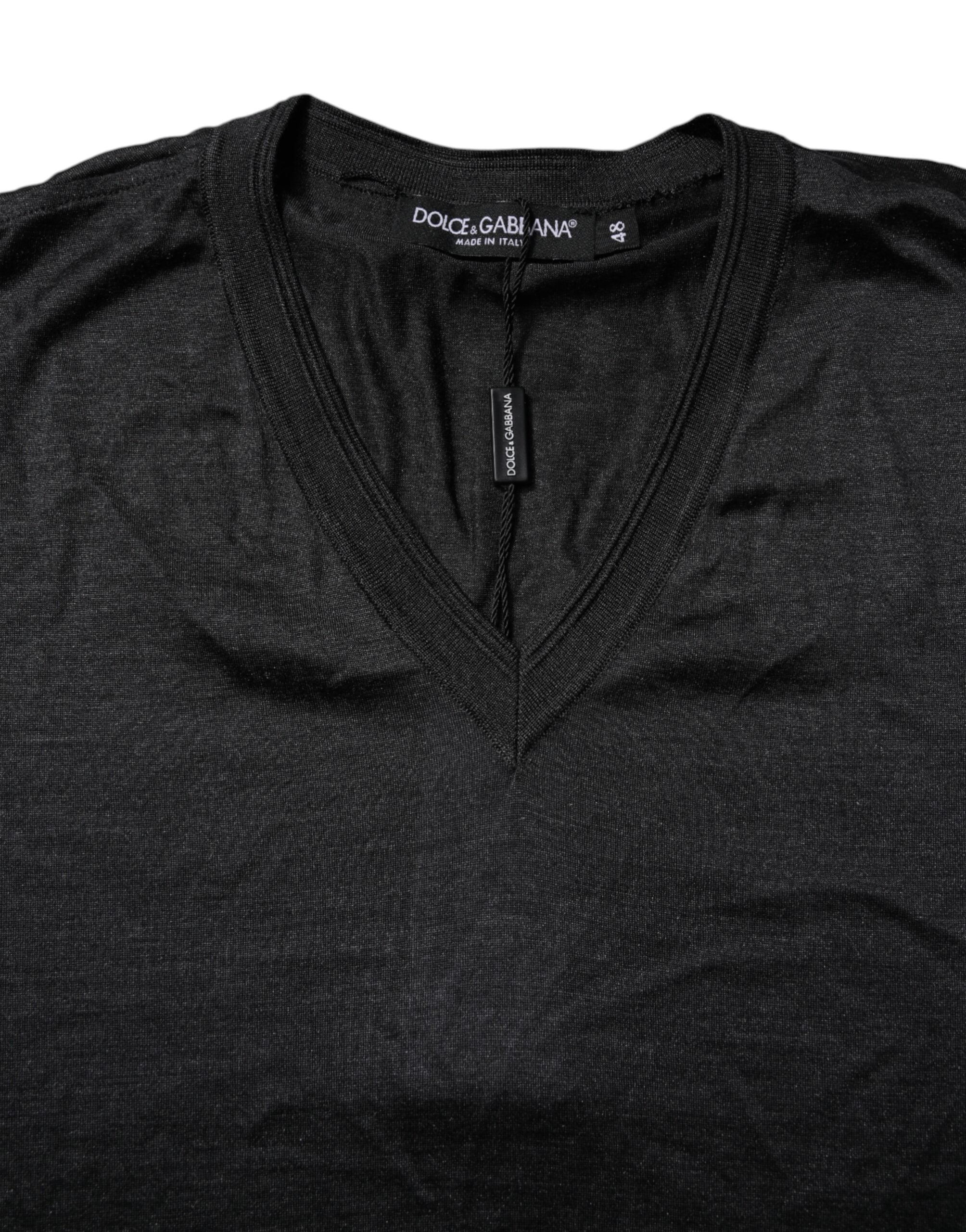 Dark Gray Silk V-neck Short Sleeves T-shirt