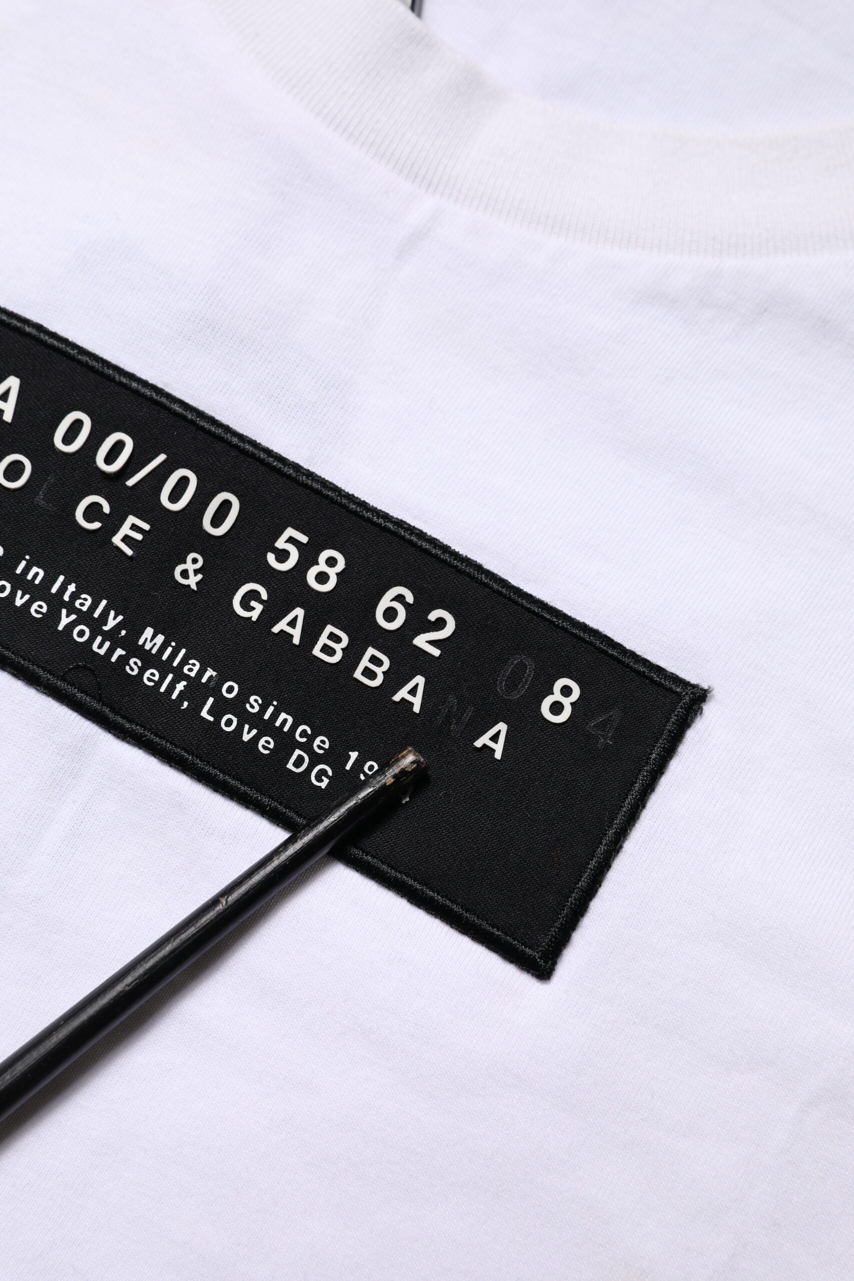 White Cotton Logo Patch Crew Neck T-shirt
