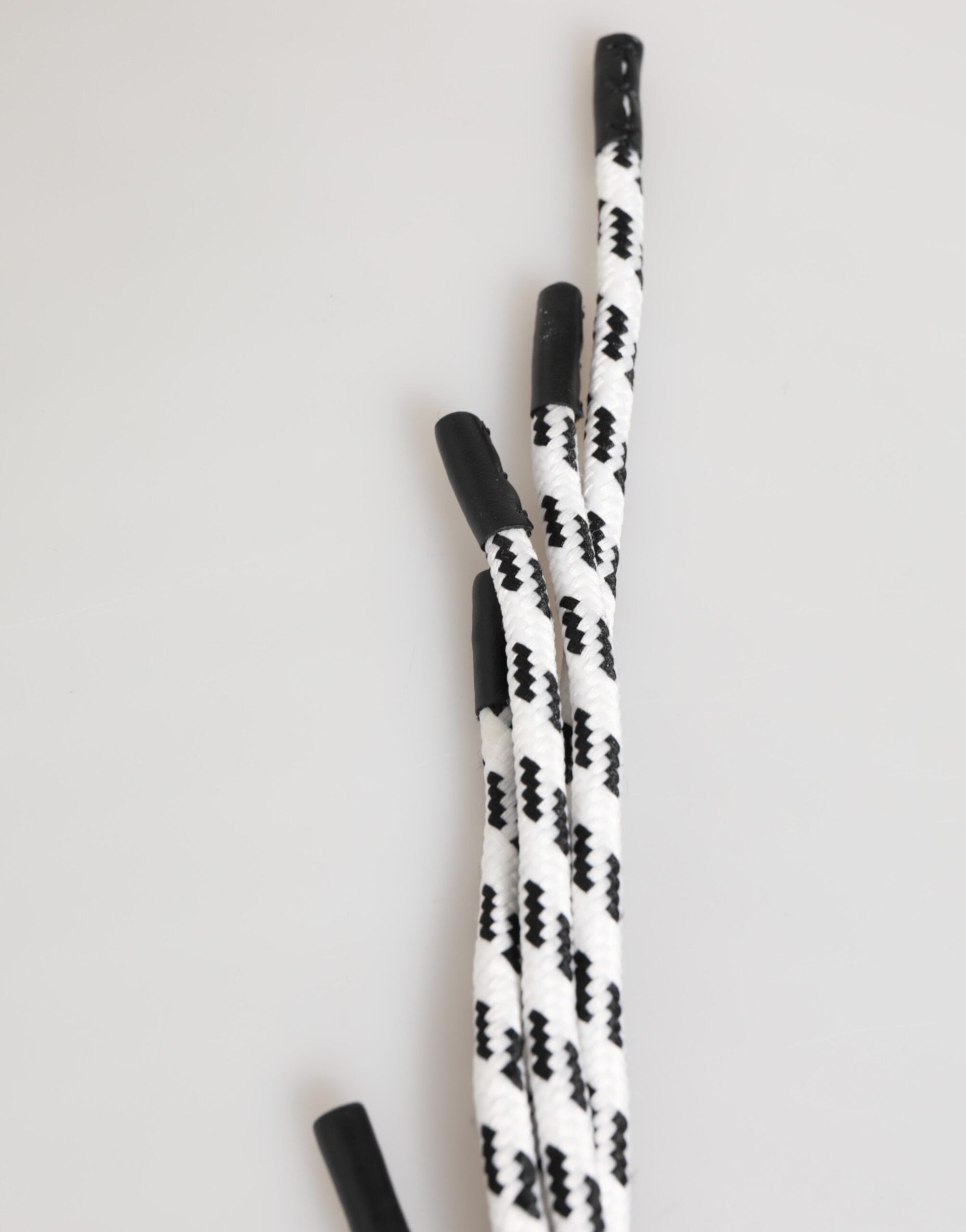 Multicolor Polyester Tape String DG Logo Keychain Keyring