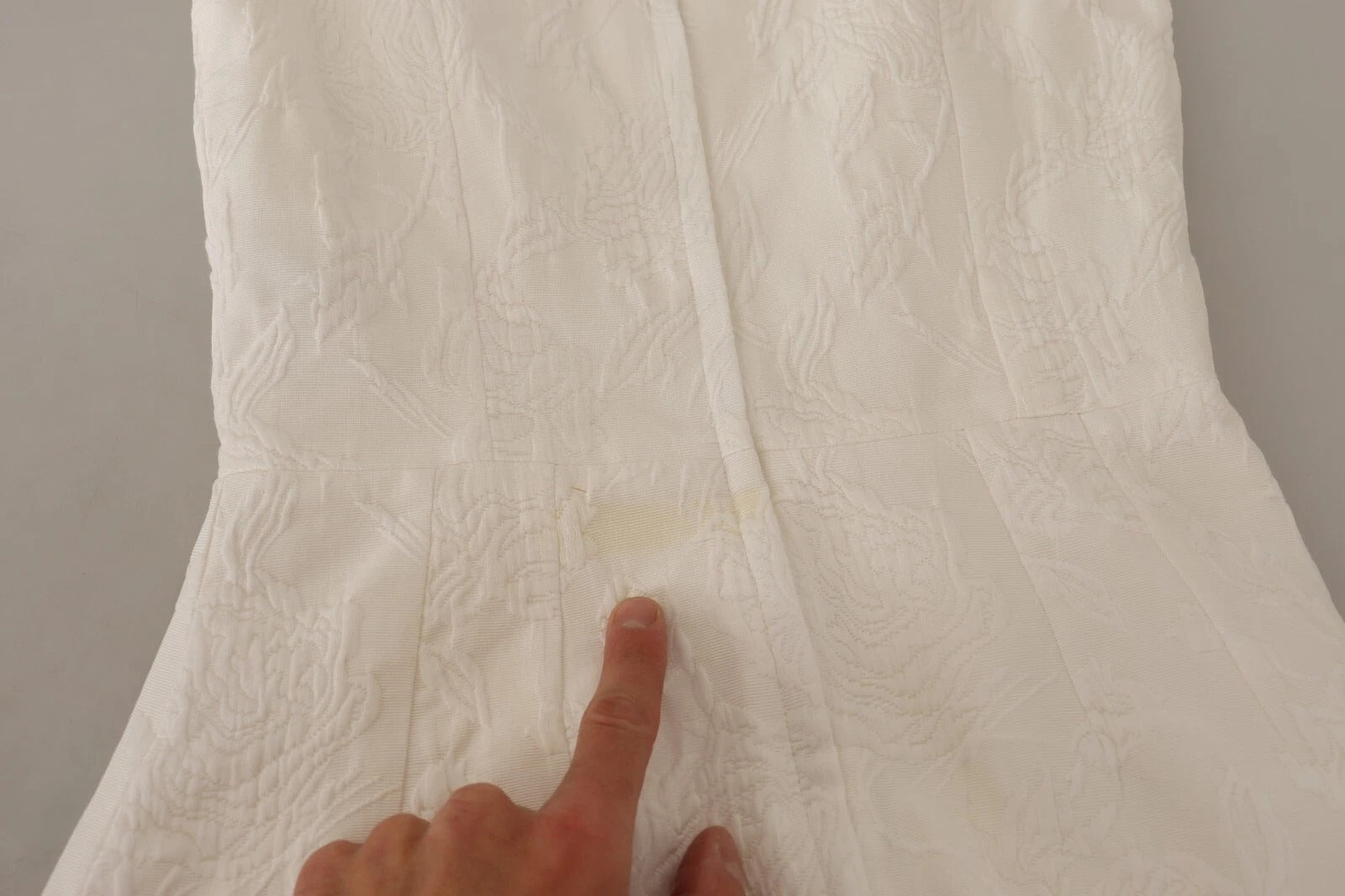 White Floral Sleeveless Sheath Mini Dress