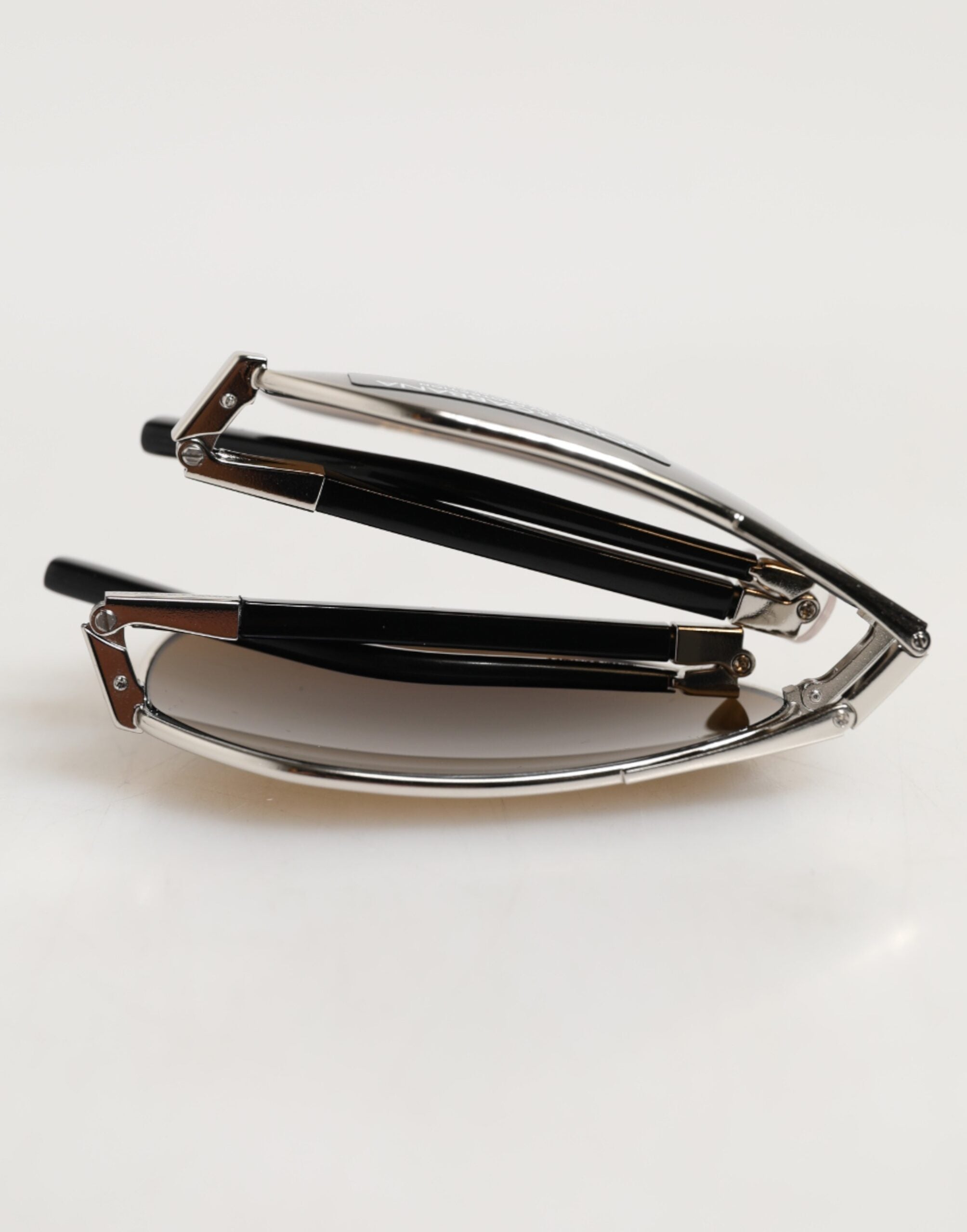 DG2106K Silver Frame Aviator Shades Eyewear Sunglasses