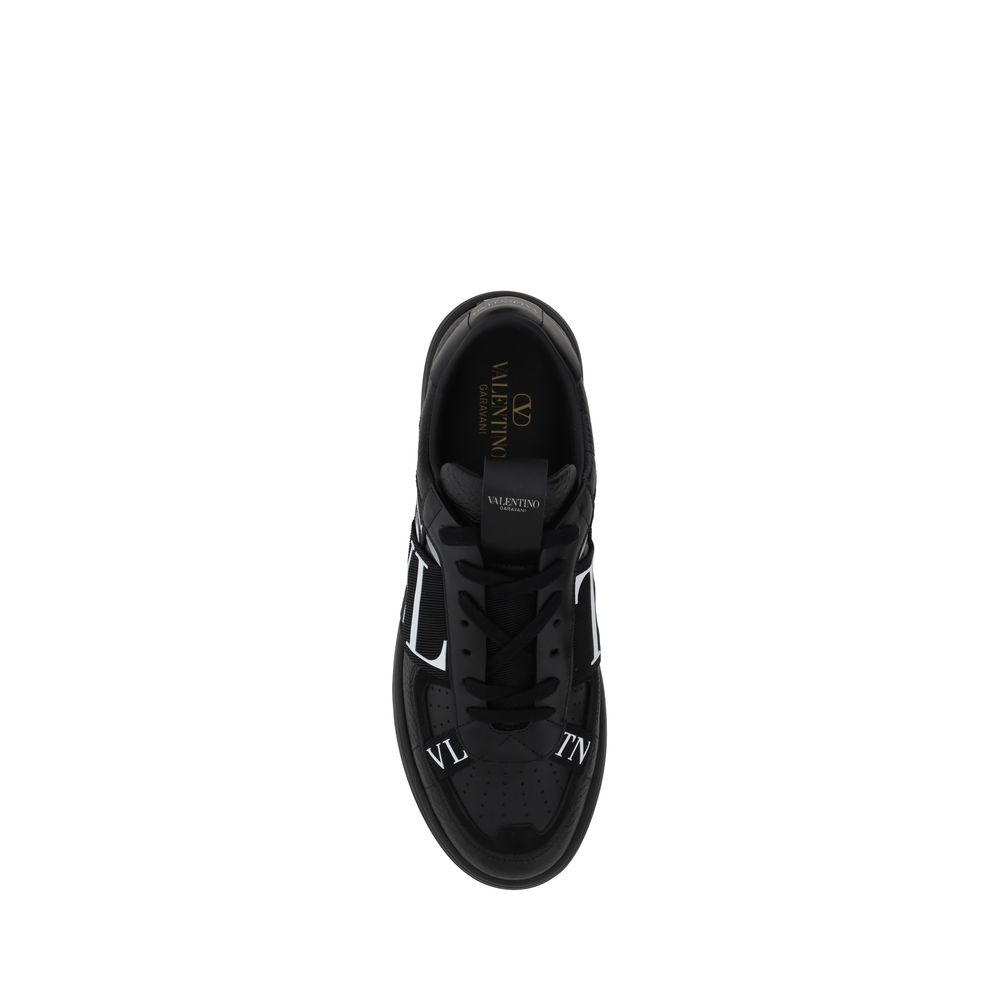 Black Leather VL7N Sneakers