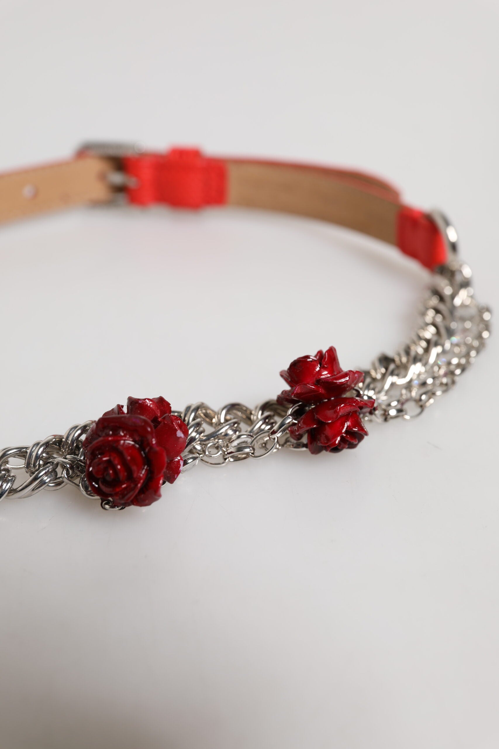 Red Leather Silver Chain Floral Cintura Belt