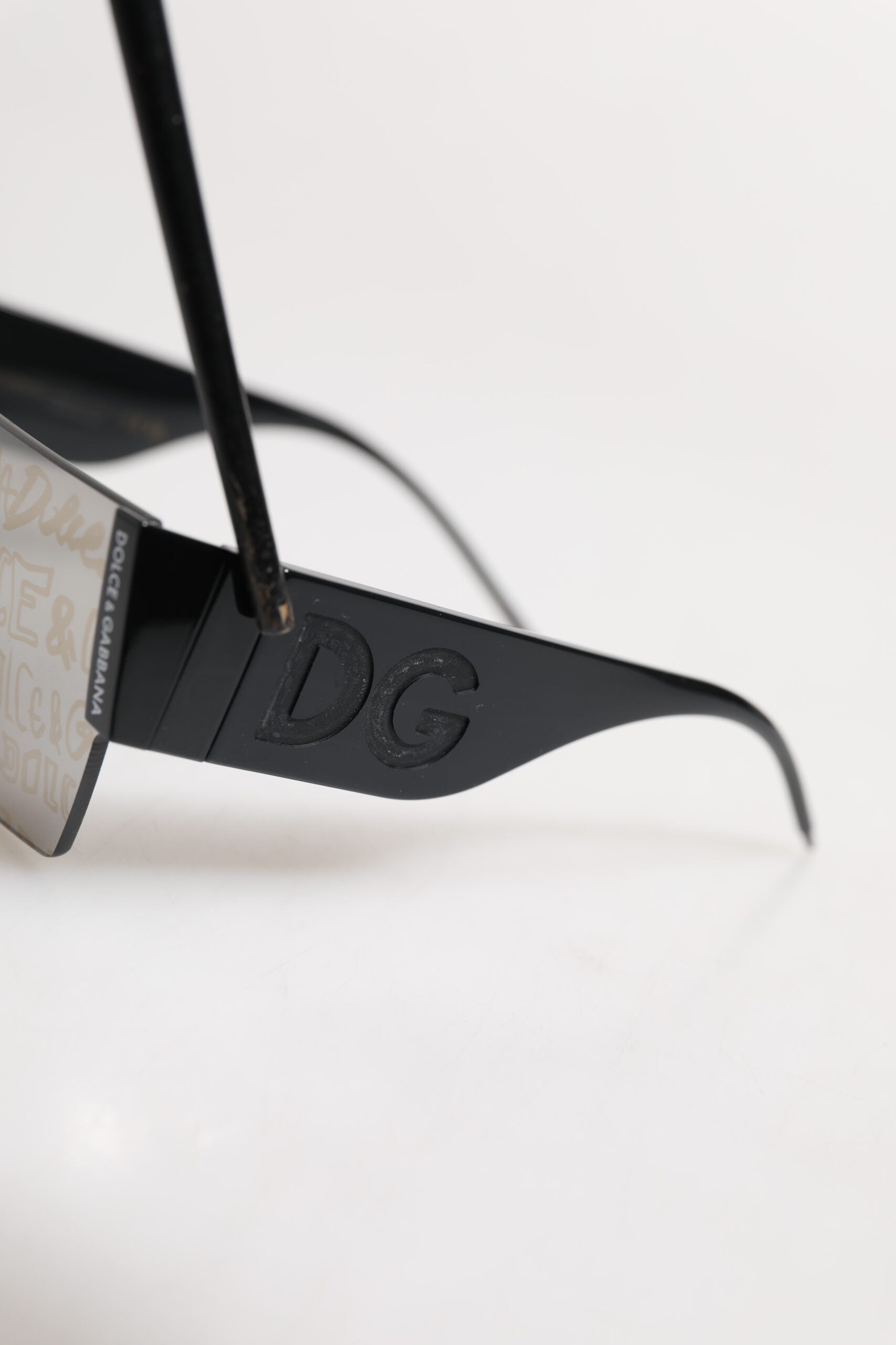 Black Metal Frame DNA Graffiti DG2233 Eyewear Sunglasses