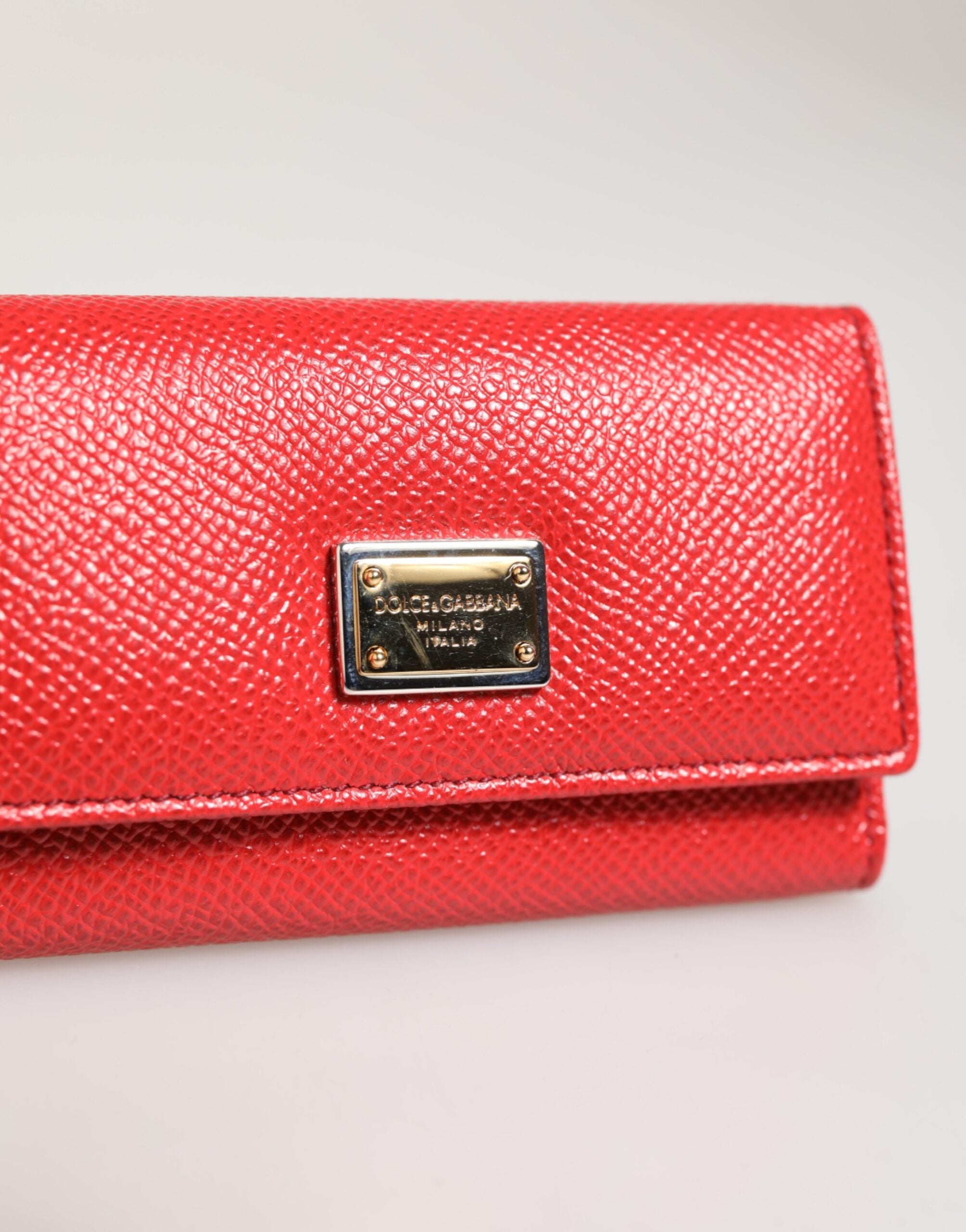 Red Leather Silver Metal Logo Plaque Trifold  Key Holder