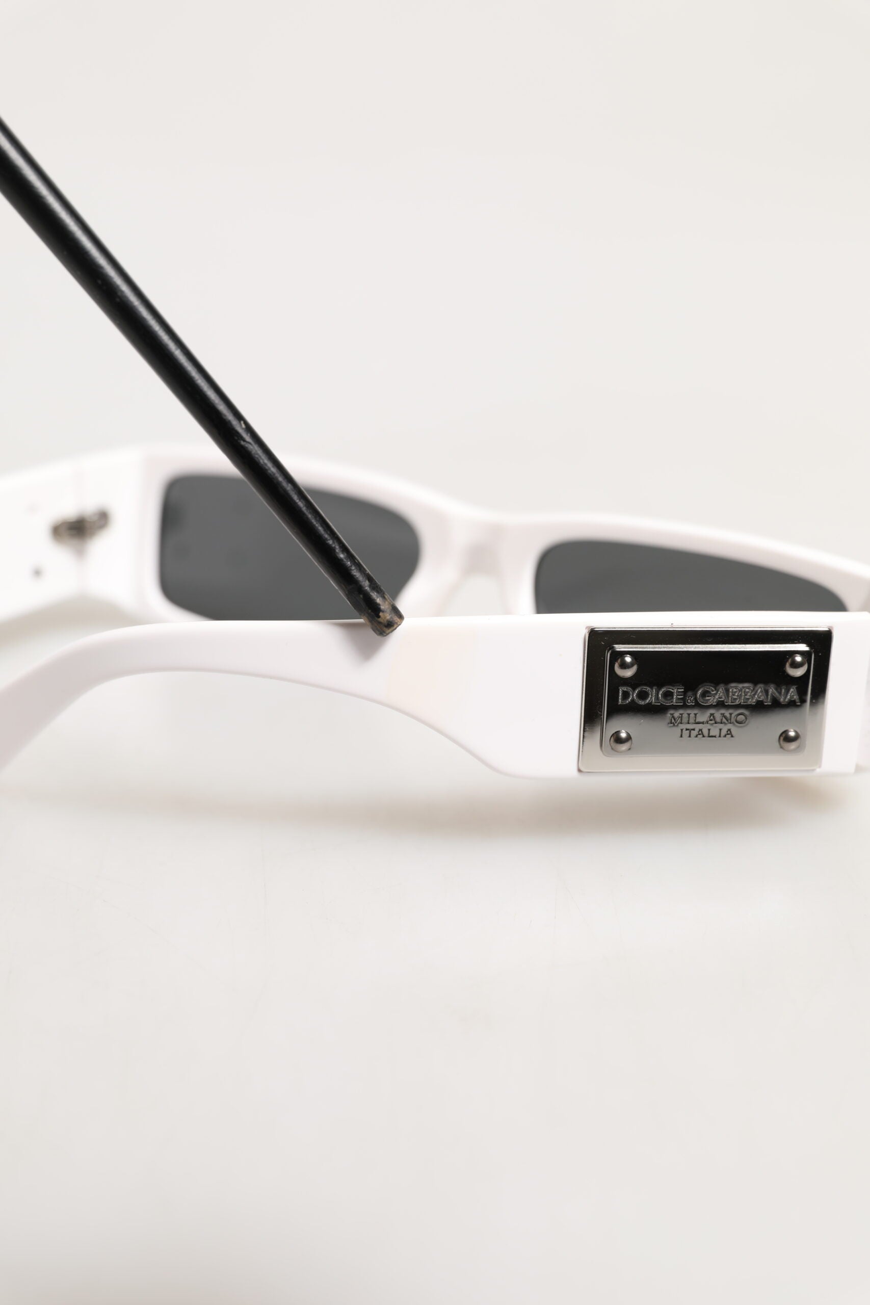 White Frame Re-Edition Shades Eyewear Sunglasses